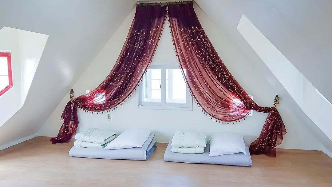 بيت للعطل Jeju Sea Palace Pension