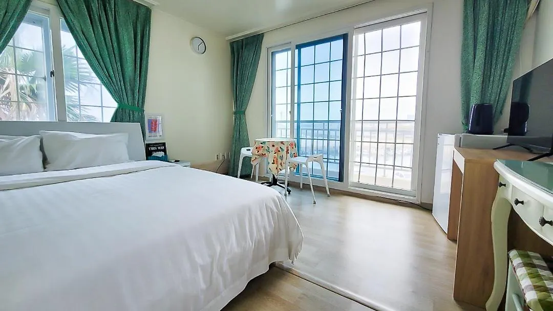 بيت للعطل Jeju Sea Palace Pension